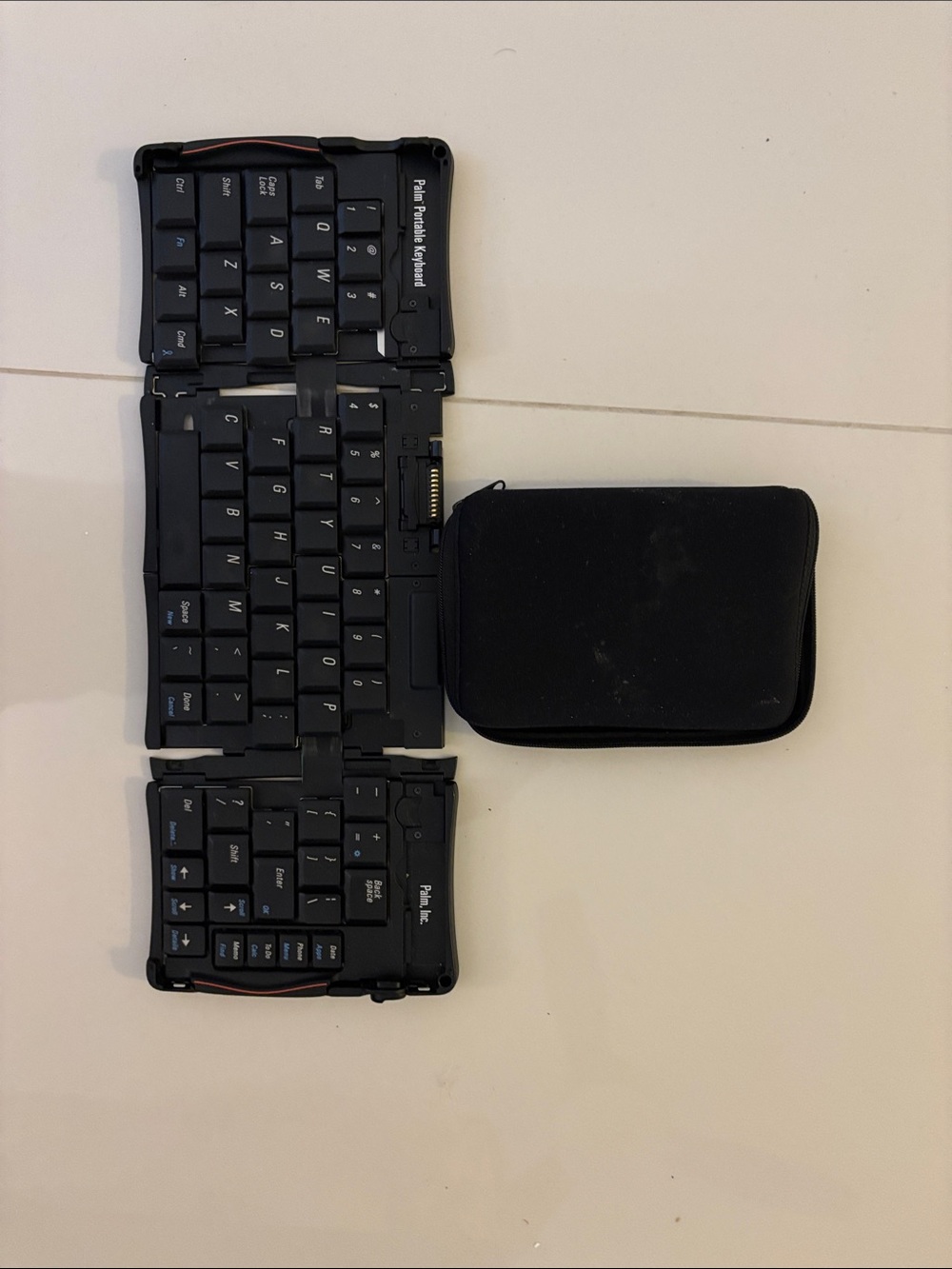Palm Pilot Folding Portable Black Keyboard with Travel Case